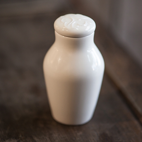 Vase-shaped Tea Caddy - Bright White