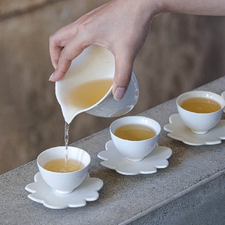 アート関連 Online Shop 茶様百態 同じ名前のお茶でもこんなにバリエーション豊か 違いが飲み比べられるセット 凍頂烏龍 九份茶坊